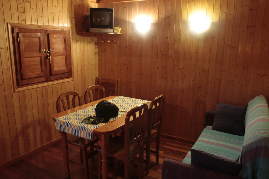 Camping Boneta Barruera Ruang foto